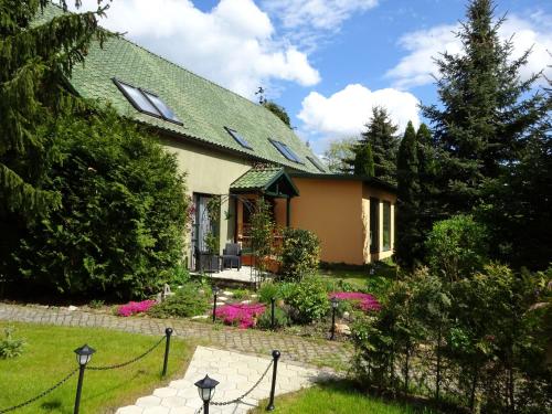 Ferienanlage Waschbär Country — 5-Star Luxury Hotel in Templin, Germany