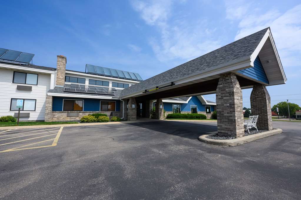 AmericInn by Wyndham Monroe - photo 5