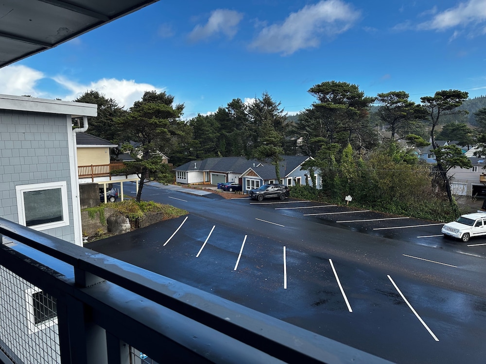 West Beach Suites - photo 128