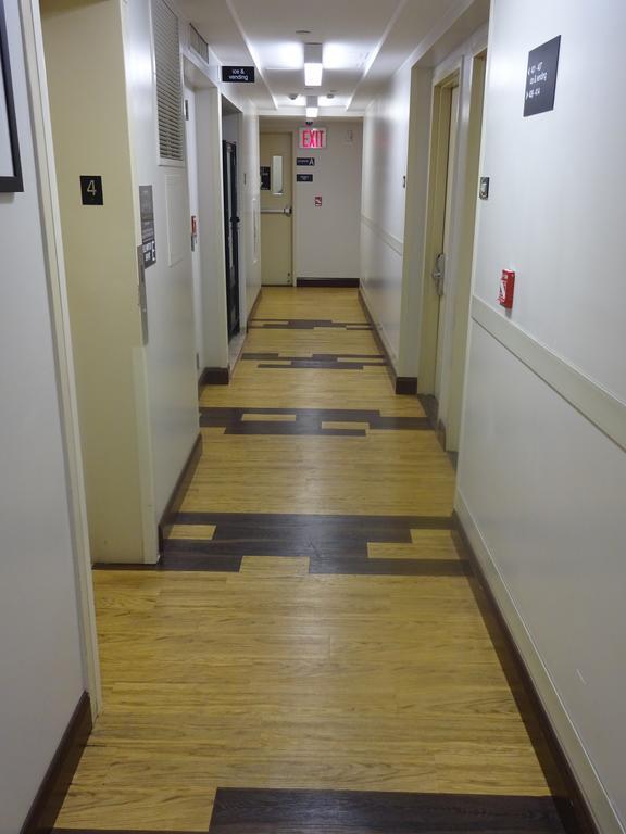 Super 8 By Wyndham Brooklyn Park Slope Hotel - photo 15