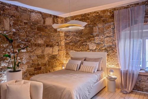Studio Palace Gates - carbon neutral hotel in Split