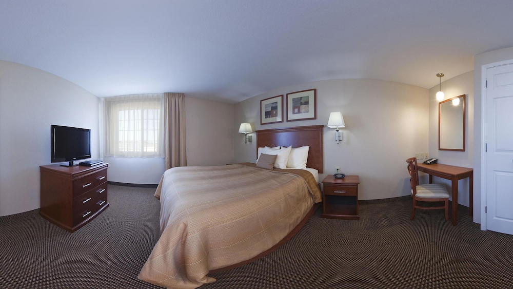 Candlewood Suites Lafayette an IHG Hotel - photo 3