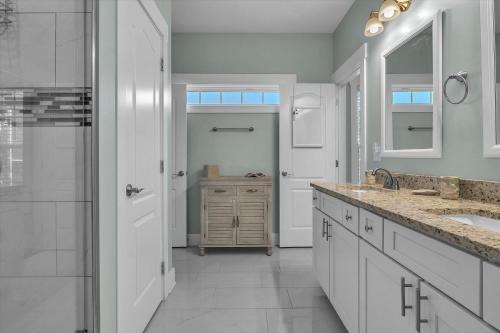 All Summer Long by Oak Island Accommodations - photo 43