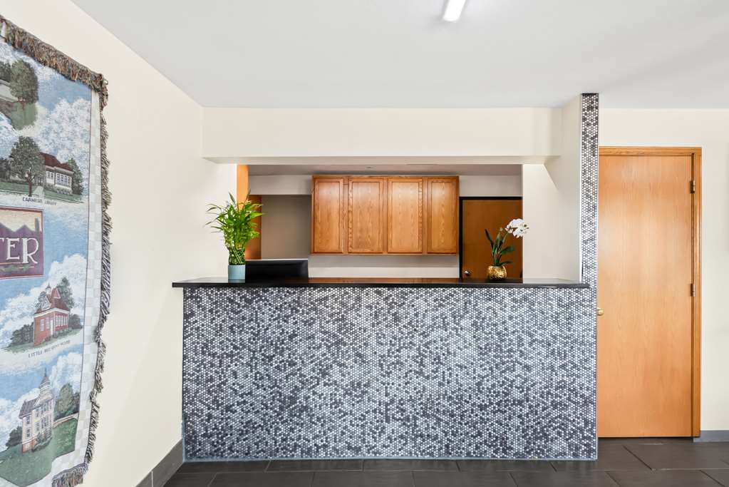 SureStay Hotel by Best Western Manchester - photo 4