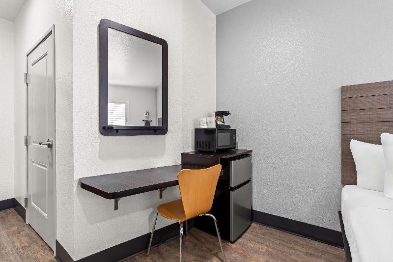 SureStay by Best Western Livingston Merced County - photo 17