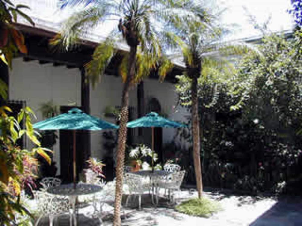 Hotel Spring — Guatemala City — photo 2