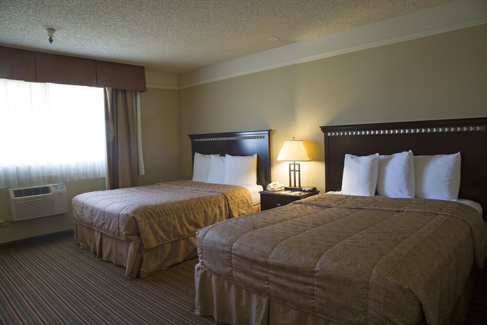 Travelodge La Mesa - photo 16