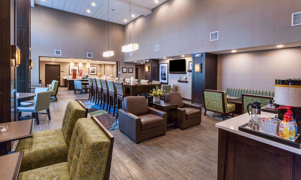 Hampton Inn & Suites Duluth North Mall Area - photo 30