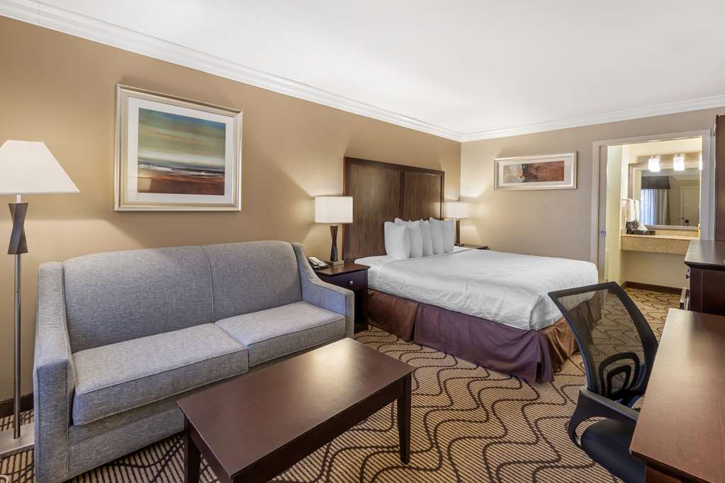 Best Western Plus Orchid Hotel & Suites - photo 70