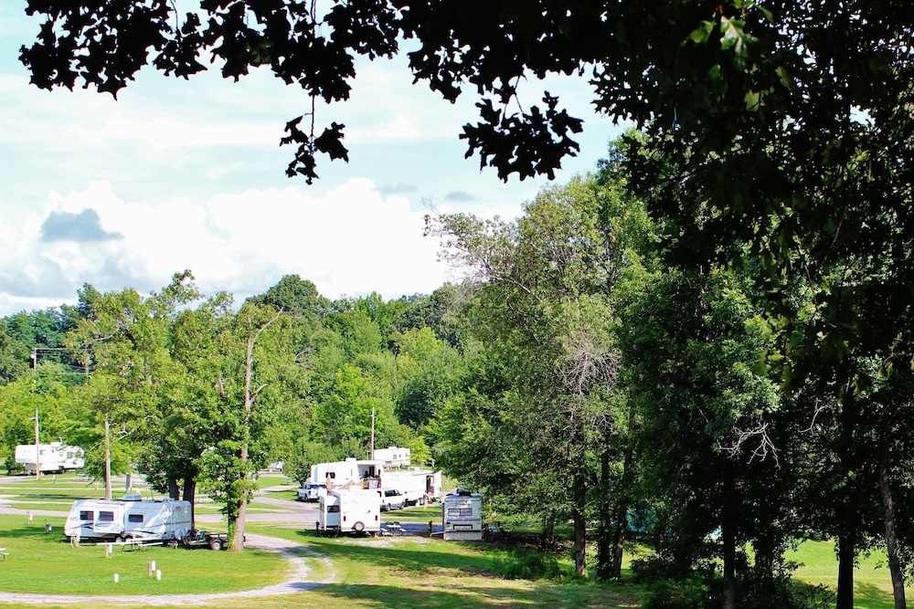 Kentucky Lake Resort & RV Park - photo 23
