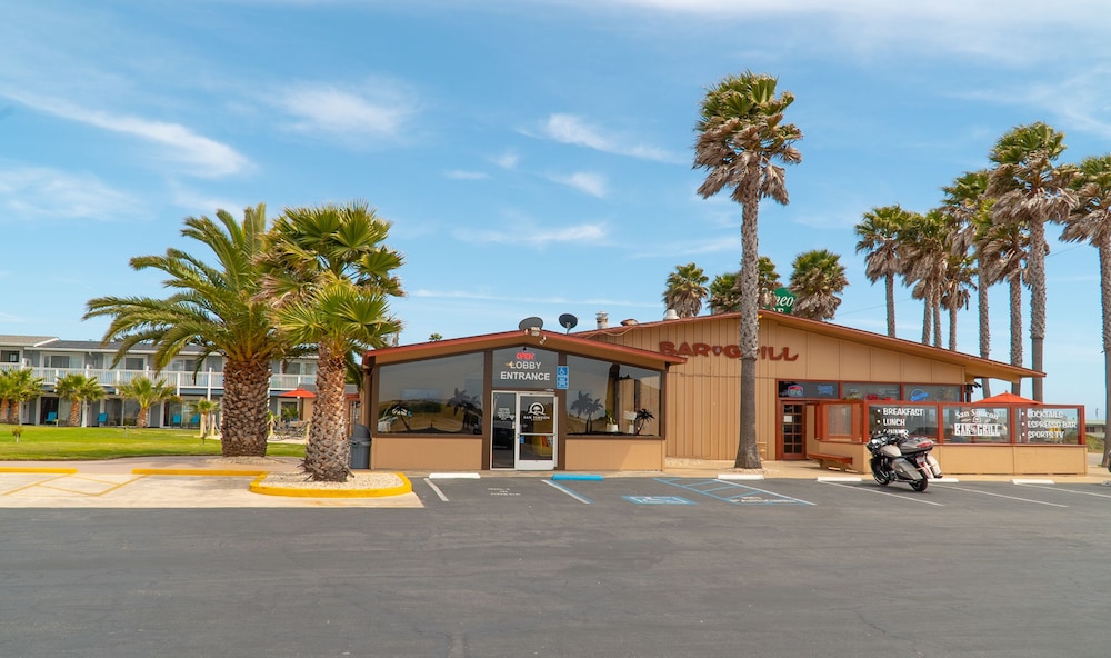 San Simeon Lodge - photo 50