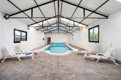 Villa Pastrana — 4-Star Luxury Hotel in Chipiona, Spain