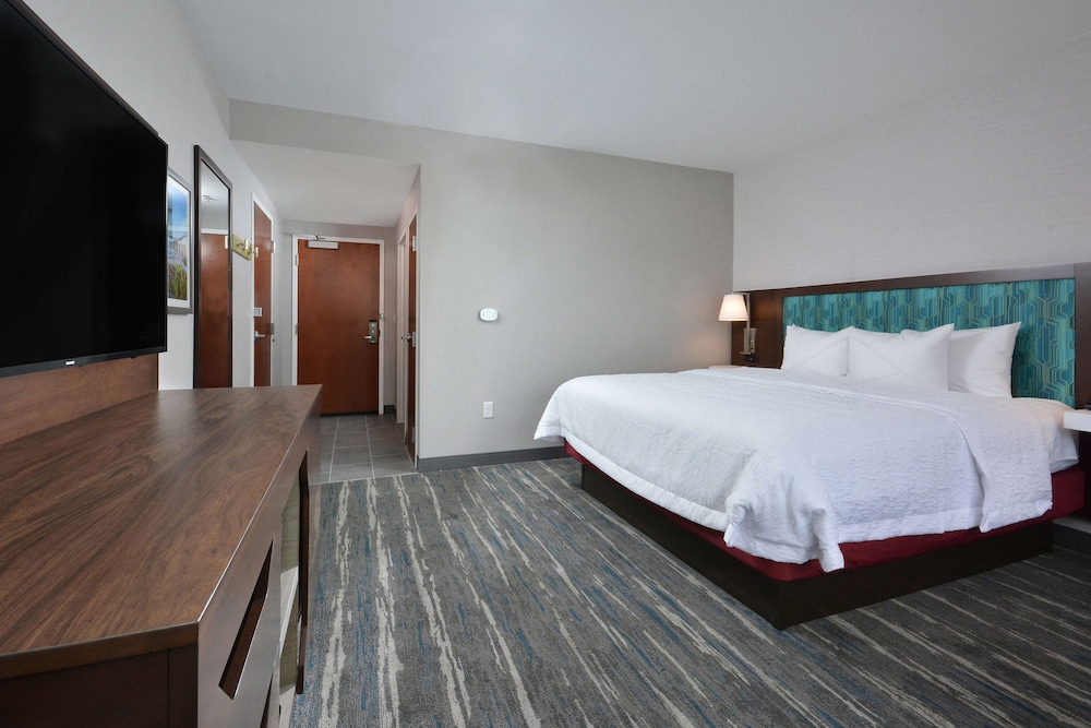 Hampton Inn & Suites by HIlton Charlotte North I 485 - photo 40