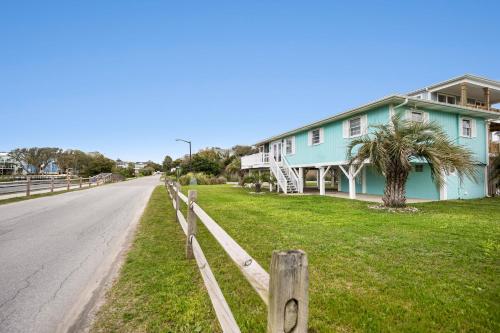 Kay La Plaj by Oak Island Accommodations - photo 37