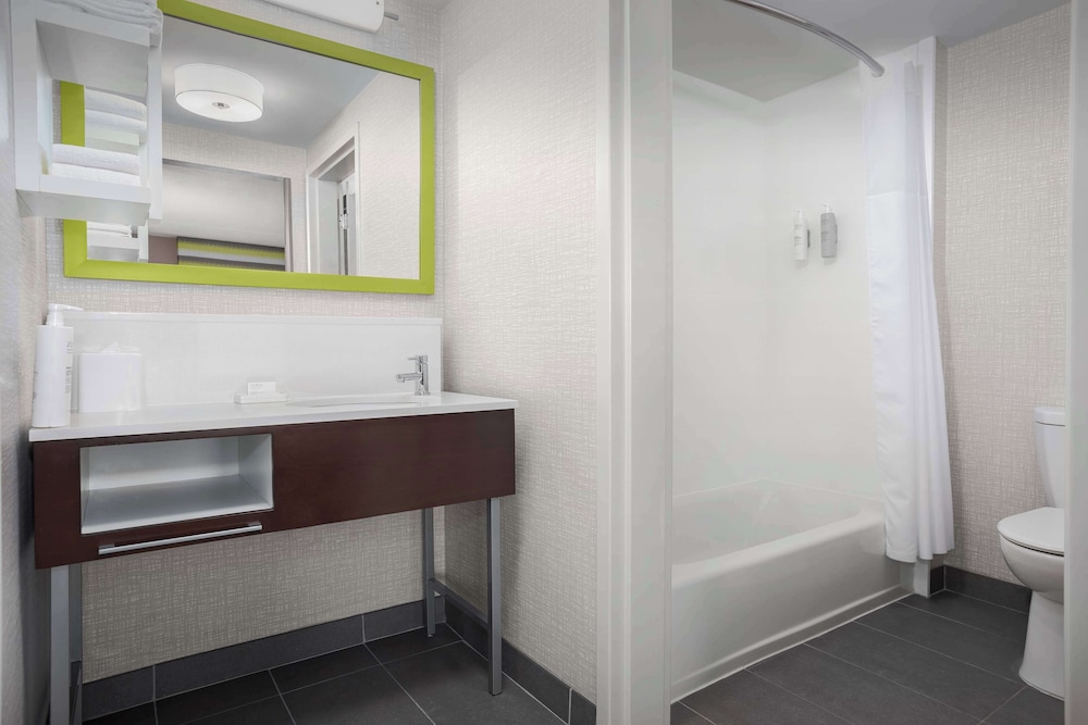 Hampton Inn & Suites ATL Six Flags - photo 26