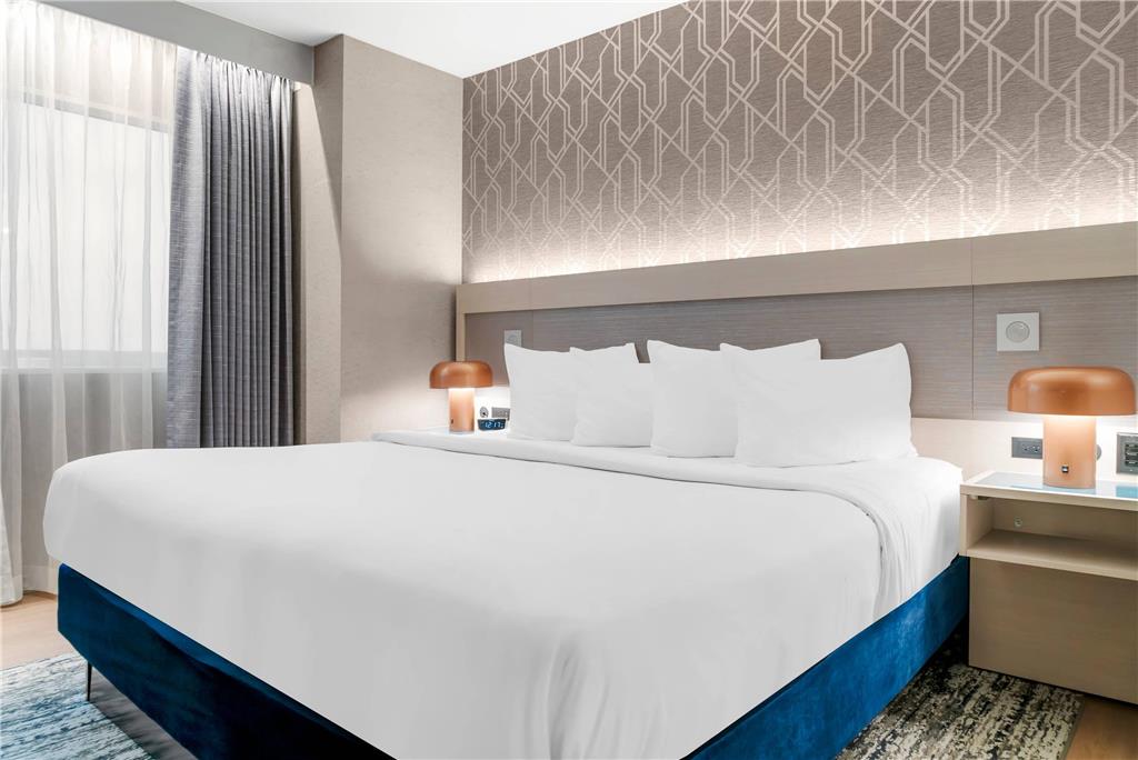 Radisson Plaza Hotel at Kalamazoo Center - photo 146