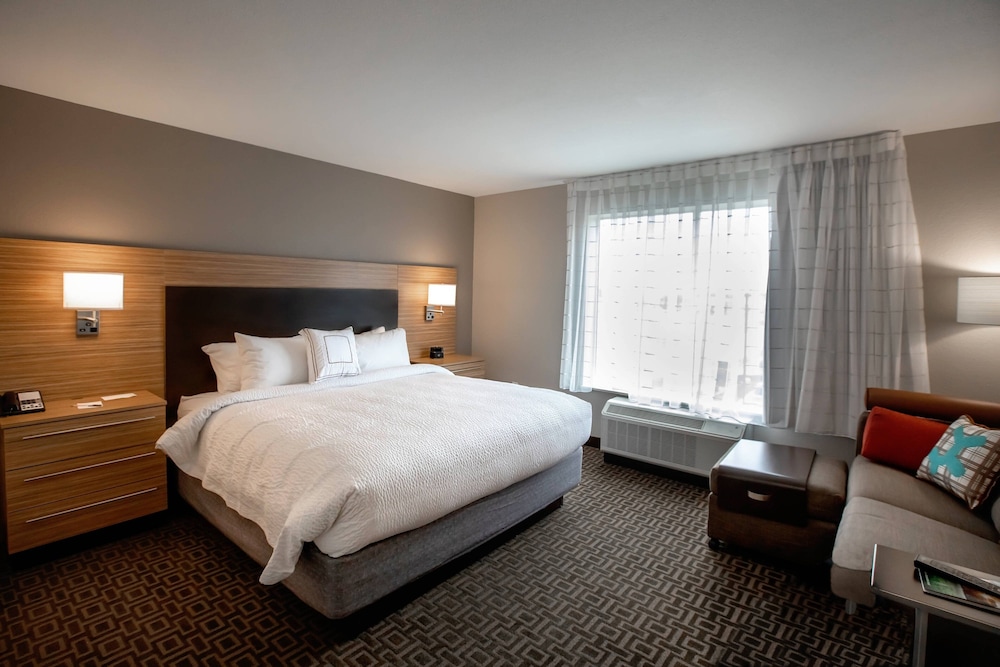 TownePlace Suites by Marriott Louisville Airport - photo 4