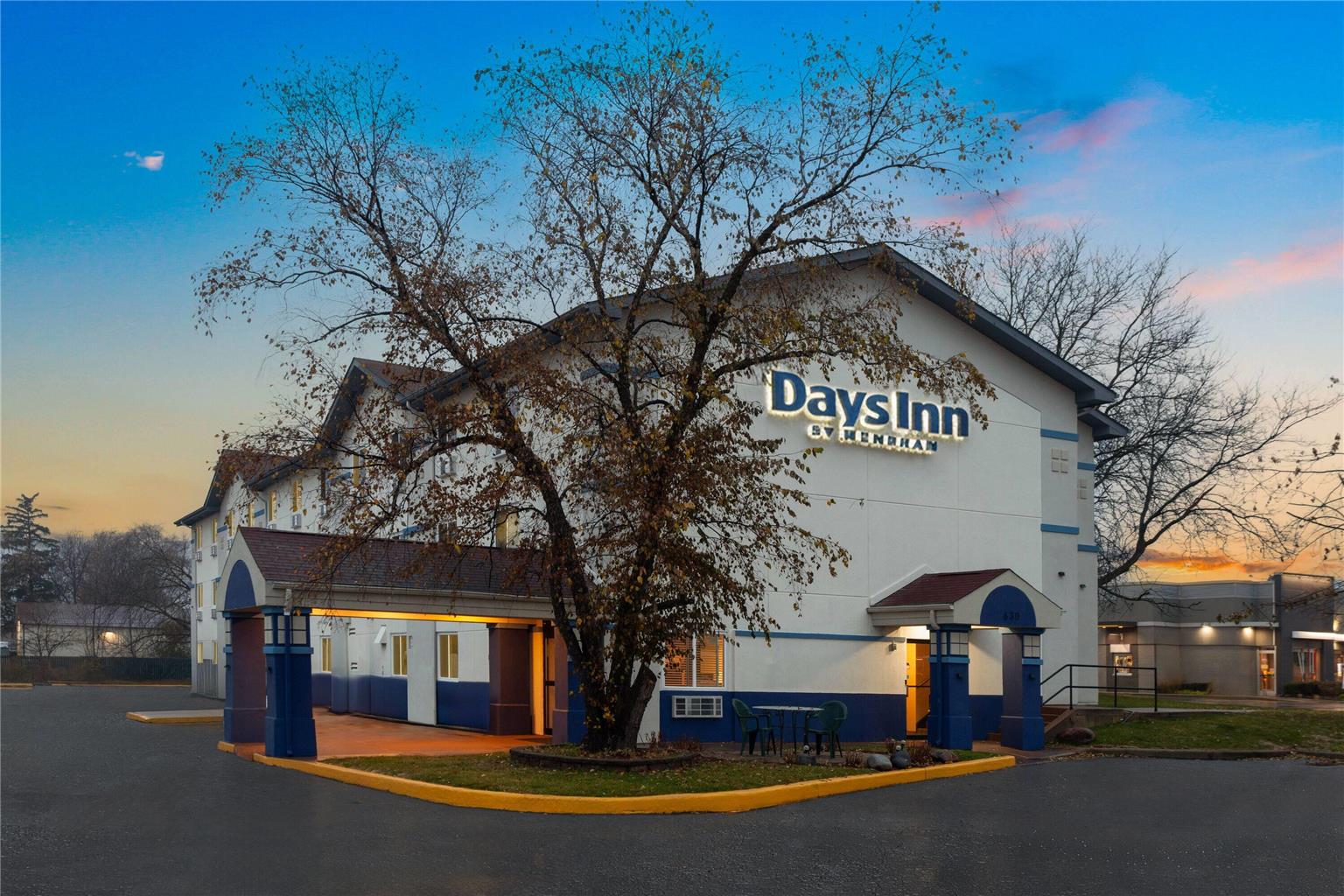 Rodeway Inn Waukegan Gurnee — hotel in Waukegan
