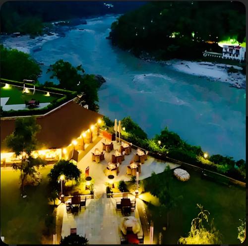 Aloha Rishikesh India Apartment by Nibhachi — 4-Star Luxury Hotel in Rishikesh, India