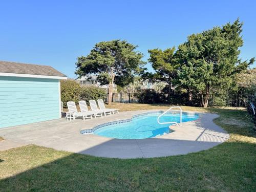 1 Coastal Escape - photo 35