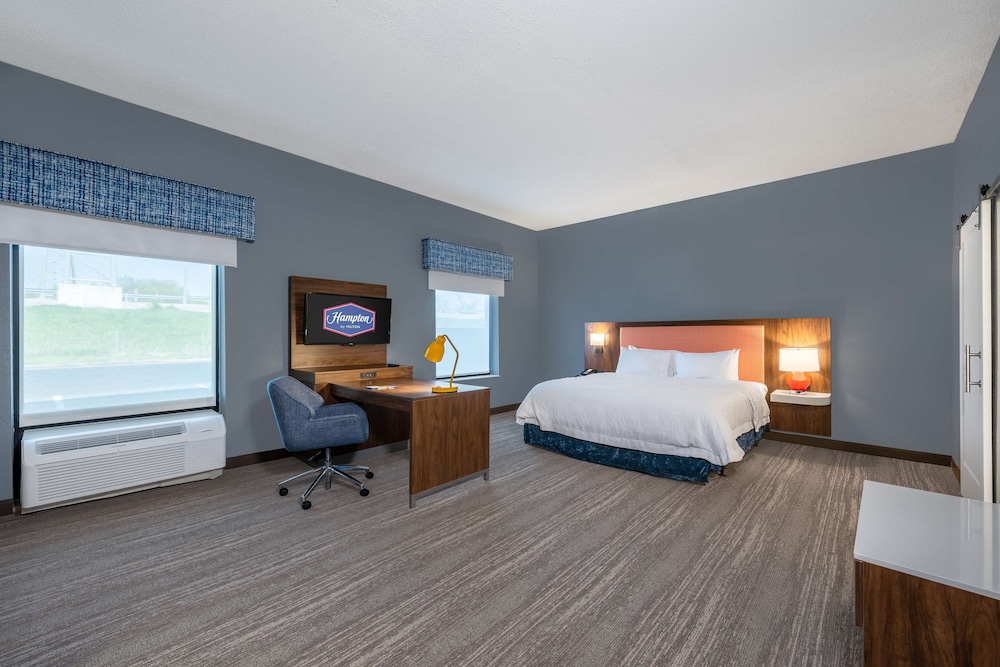 Hampton Inn & Suites Hopkinsville - photo 7