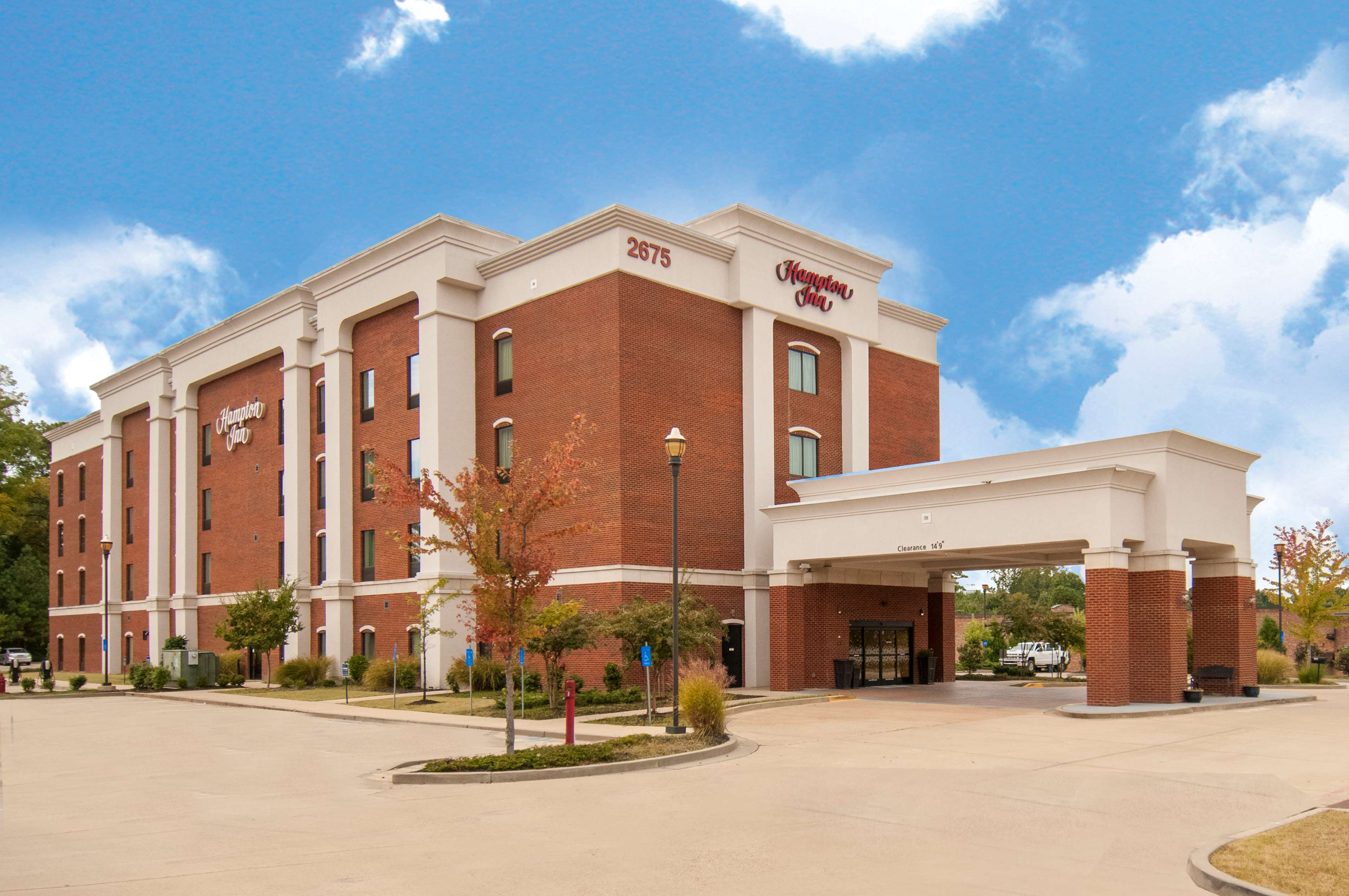 Hampton Inn Hernando MS - photo 5