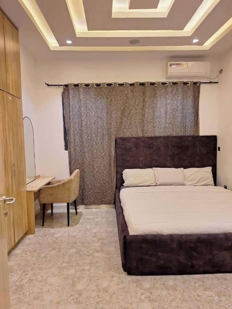NPJ Luxury Serviced Apartments — 4-Star Luxury Hotel in Uyo, Nigeria