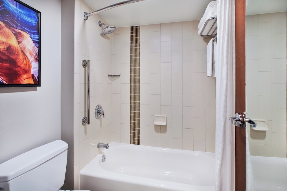 Candlewood Suites Cincinnati Northeast Mason by IHG - photo 28