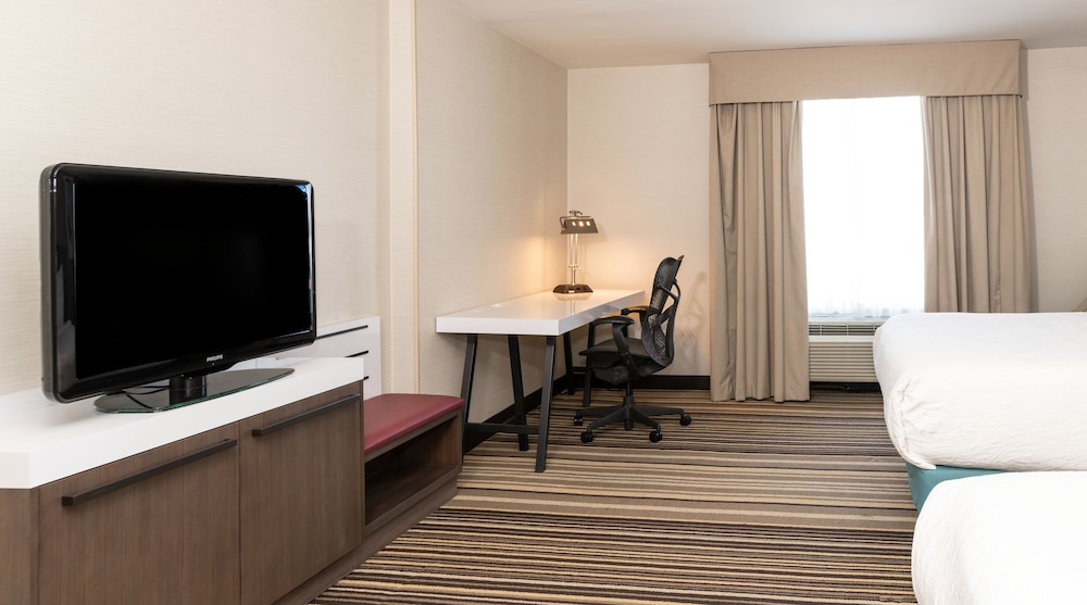 Hilton Garden Inn Philadelphia Ft. Washington - photo 16