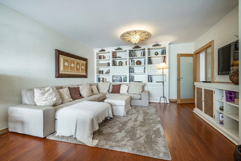 Nomad's Family 2BDR Beach Vibe Matosinhos — 4-Star Luxury Hotel in Matosinhos, Portugal