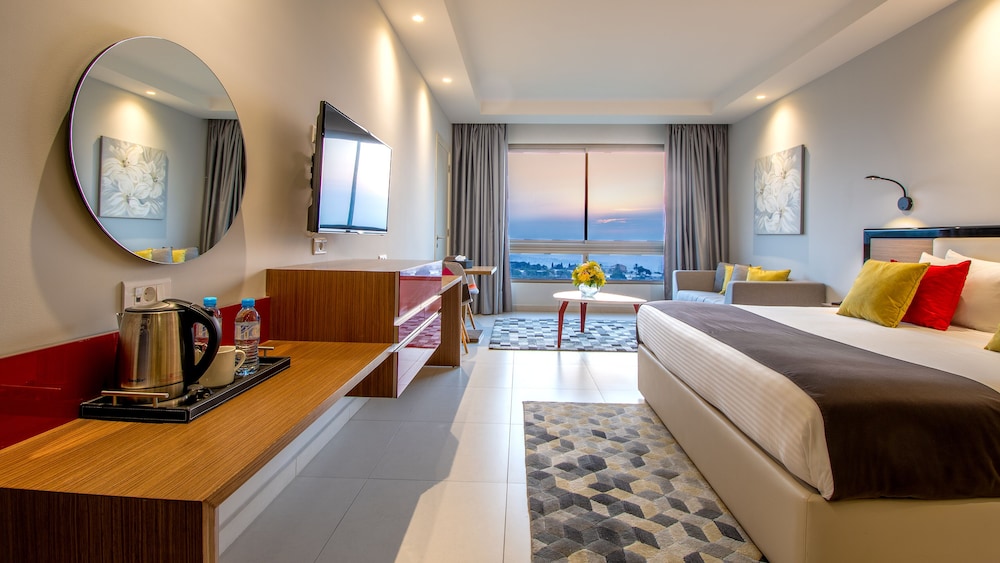The Ray Hotel and Studios — 4-Star Luxury Hotel in Beirut, Lebanon