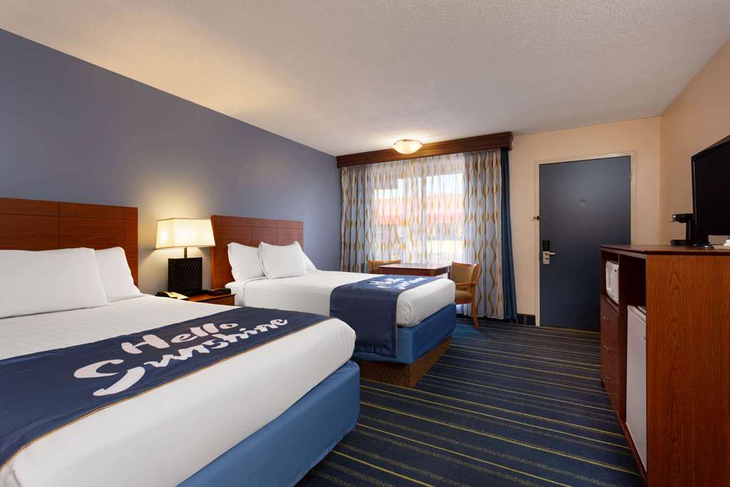 Days Inn by Wyndham Breezewood - photo 8