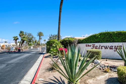 Fairways Mtn Views - last minute hotel in Palm Springs