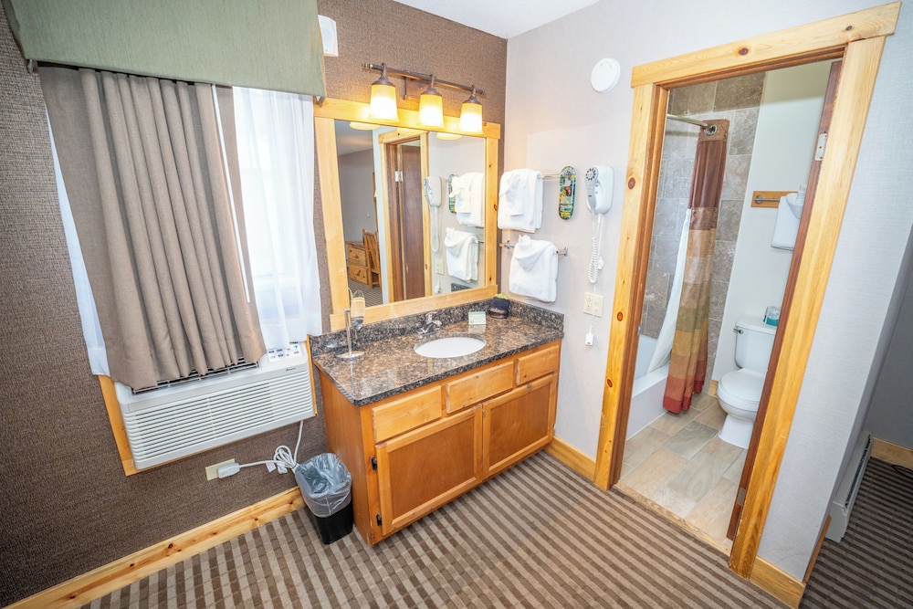 Hotel Estes - photo 22