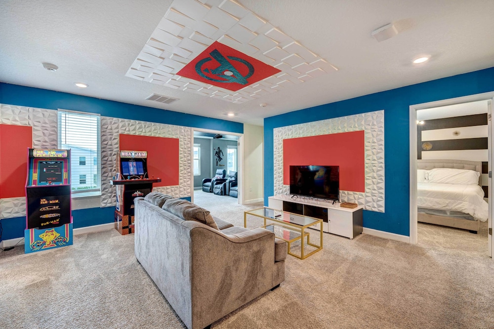 Resort Getaway w Home Theater: 7 Mi to Disney - photo 30