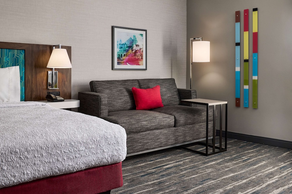Hampton Inn Massillon - photo 19