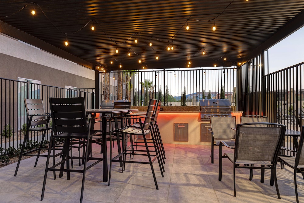 Home2 Suites by Hilton Las Vegas Northwest - photo 40