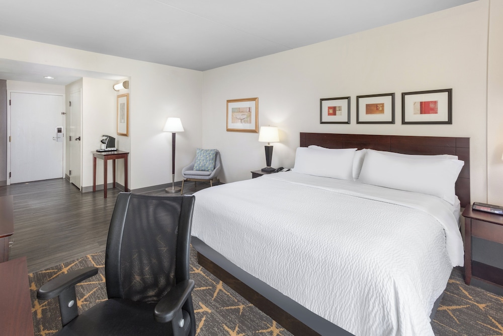Holiday Inn Hotel & Suites Springfield I 44 by IHG - photo 13