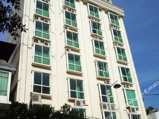 Longxiang Business Hotel — hotel in Zhongxin