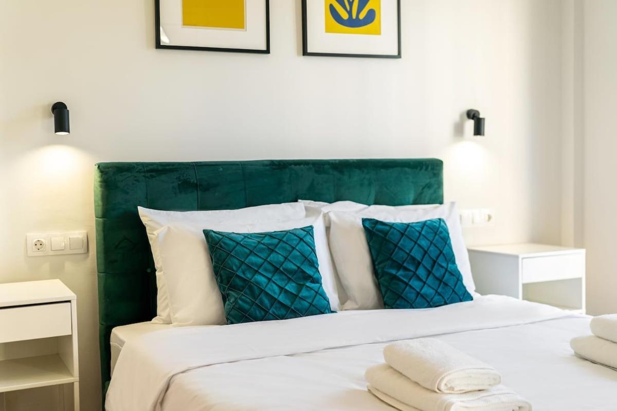 3 Bedroom Gem at Metro — 4-Star Luxury Hotel in Athens, Greece