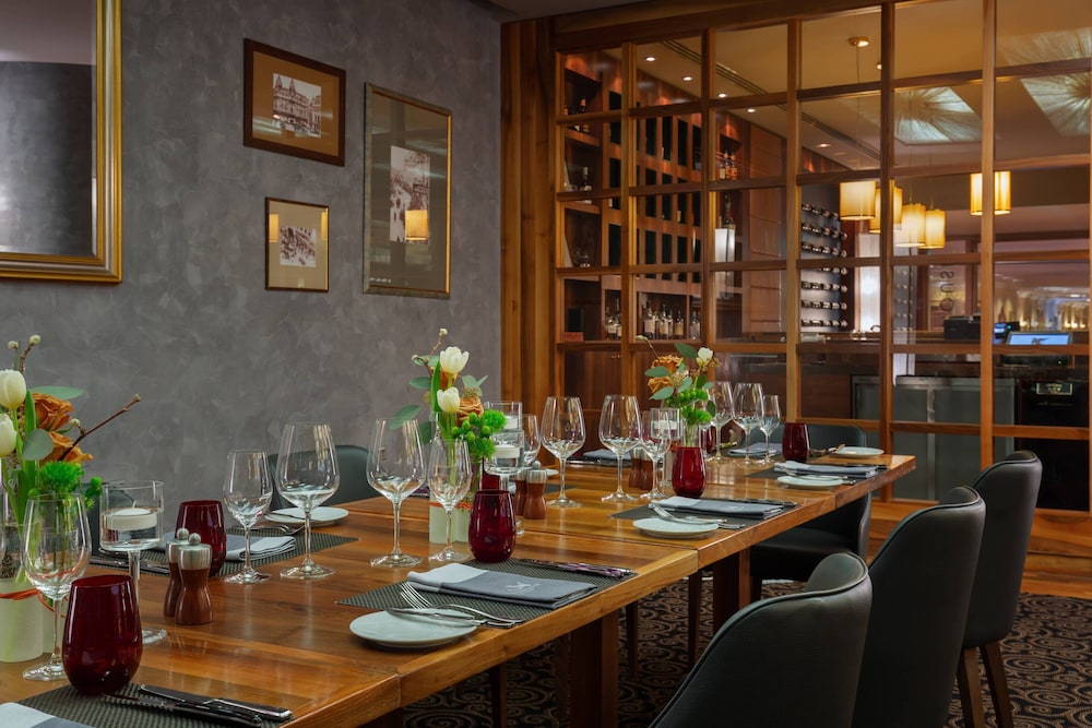 מזון ומשקאות