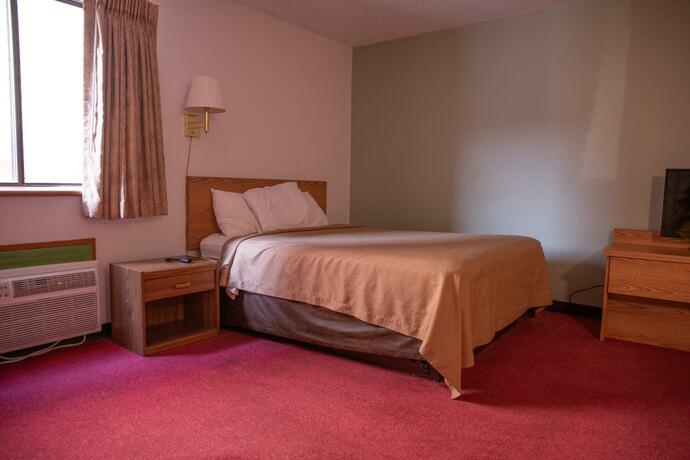 Wagner Lakeside Motel - photo 31