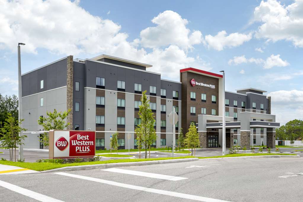 Best Western Plus Winter Haven Inn Suites - photo 10