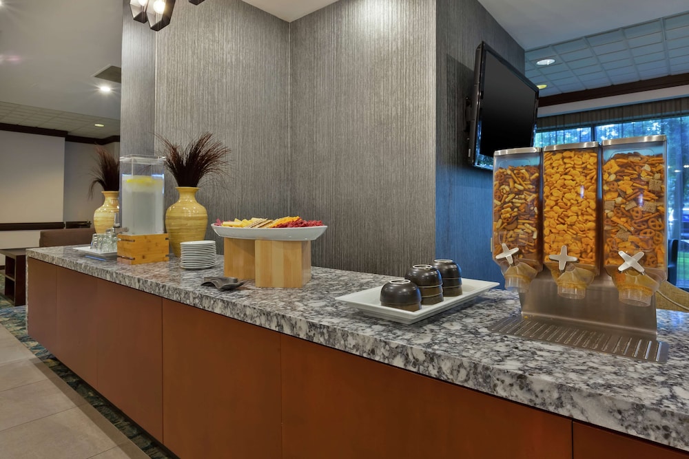 Hotel Auburn Hills - photo 21