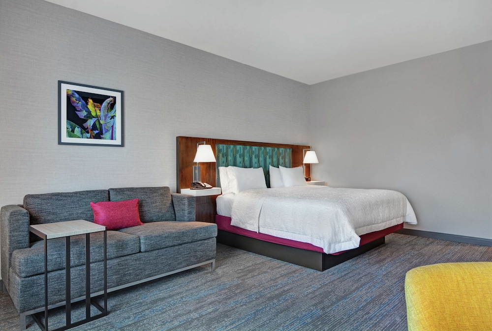 Hampton Inn & Suites Middleburg - photo 22