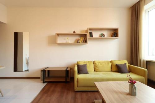 One bedroom Apartment near Fabrica