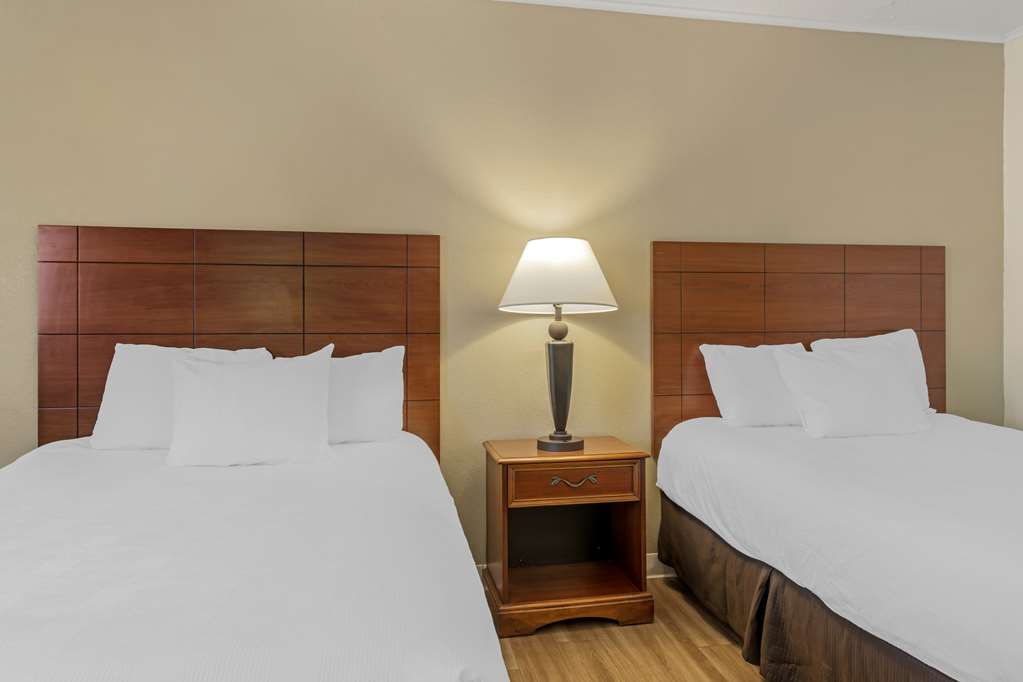 Best Western Plus Augusta Civic Center Inn - photo 23