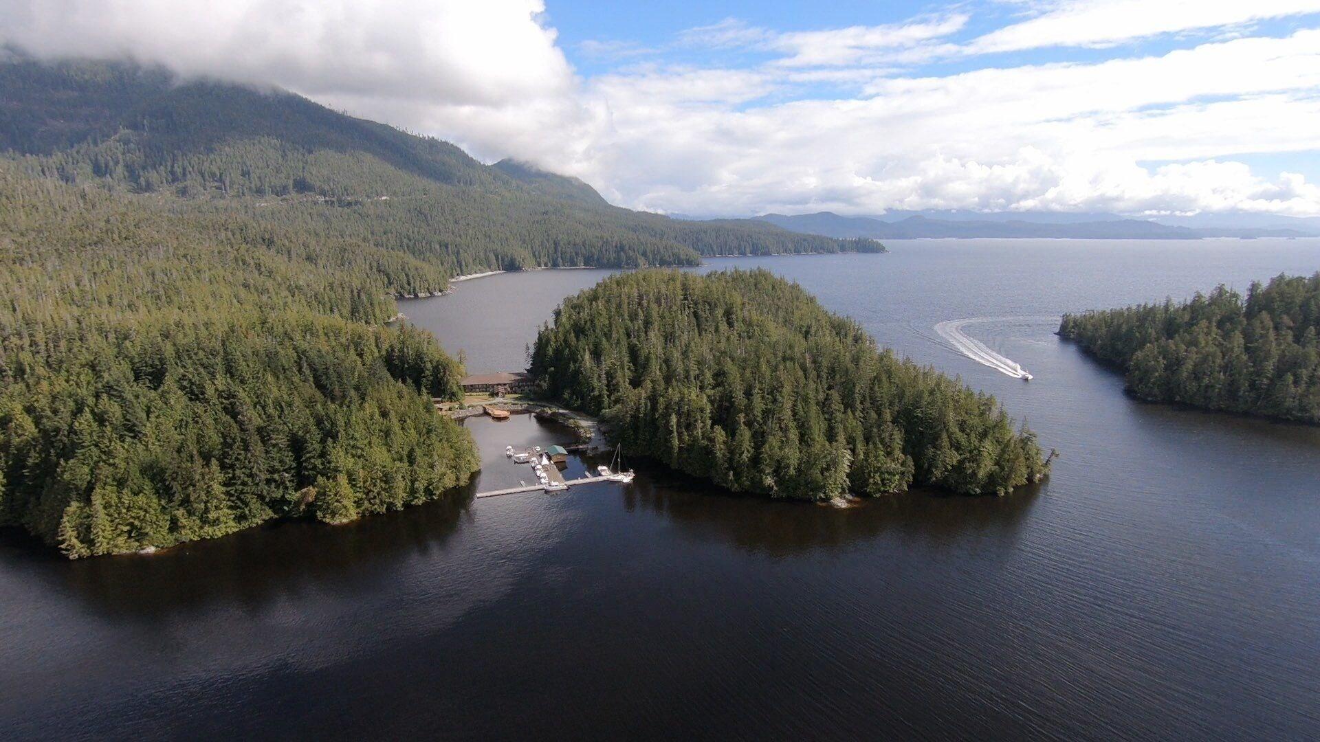 Eagle Nook Resort in Ucluelet, Canada