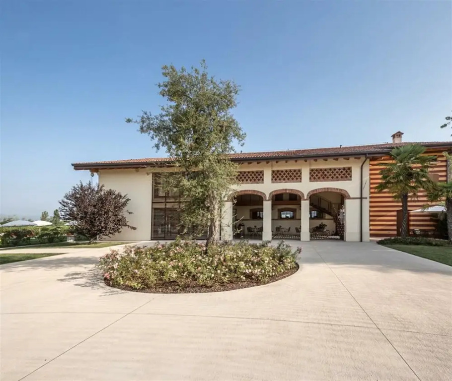 Cascina Lugana in Sirmione, Italy