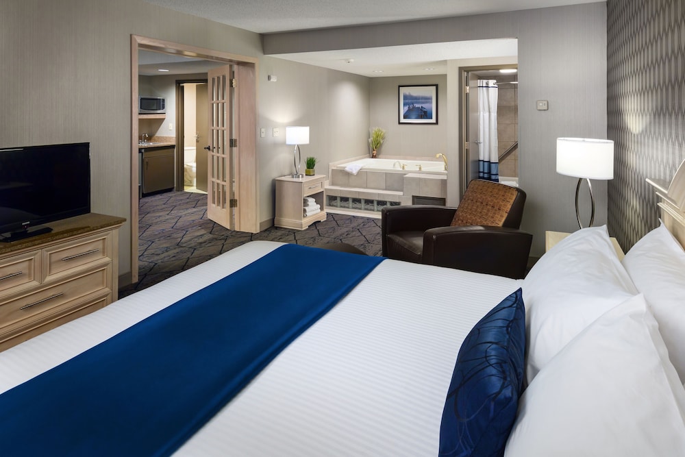 Lake Okoboji Resort and Conference Center - photo 9
